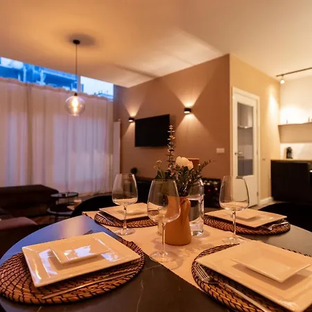Luxury 100 M2 In Centre Of Apartment Breda
