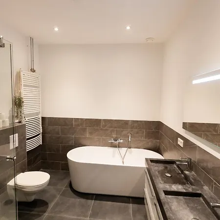 Apartment Luxury 100 M2 In Centre Of *
